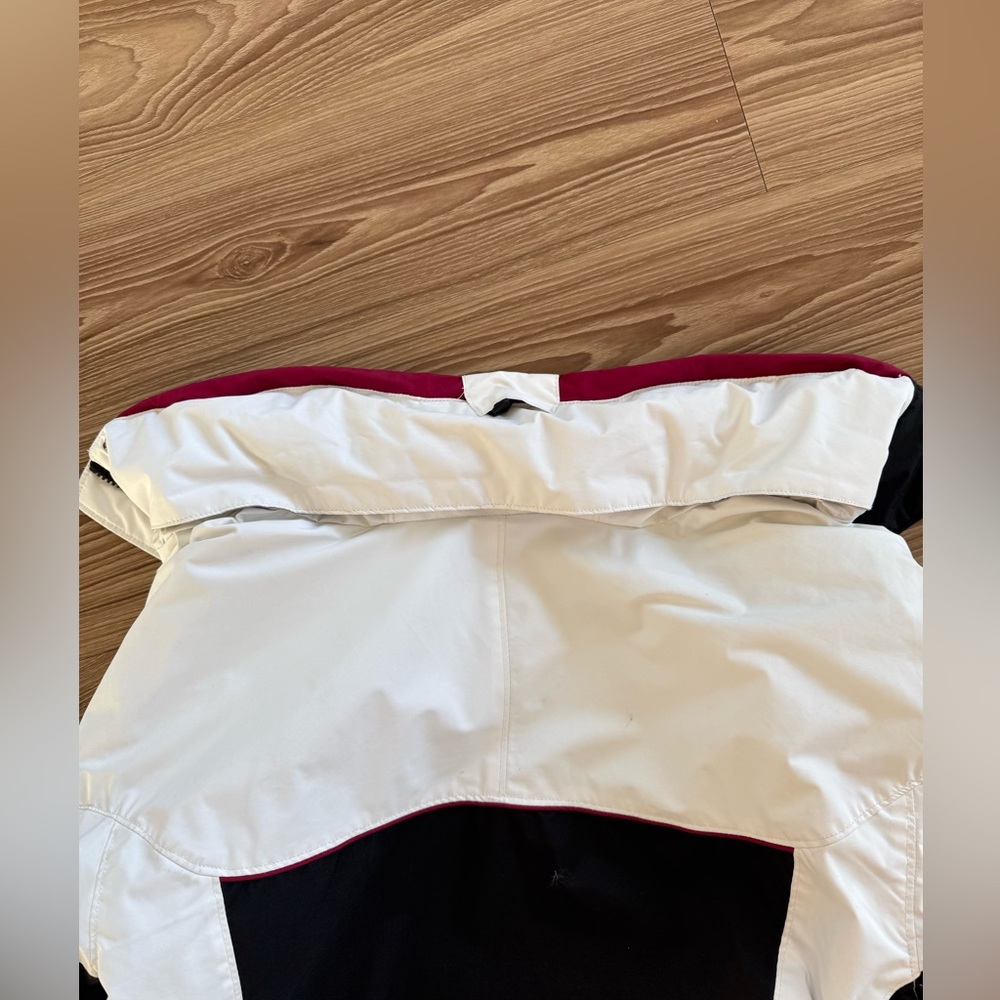 SOLD: Columbia Interchange Waterproof Jacket – Women’s Size Large 🏔️ - Picture 8 of 9